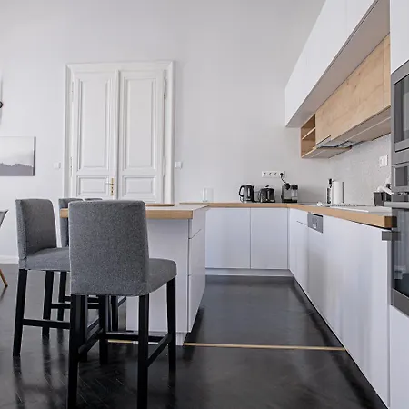 Apartmán Center Industrial